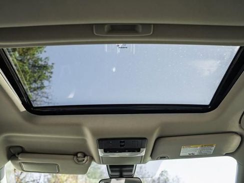 Used 2023 Nissan Altima 2.5 SV w/ SV Premium Package image 30