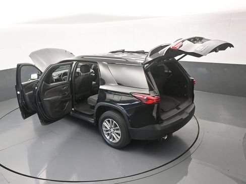 Used 2023 Chevrolet Traverse LT FWD image 57