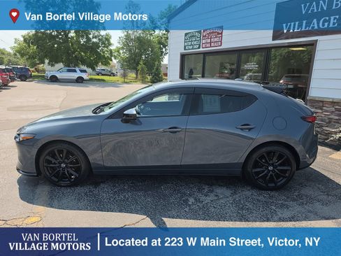 Used 2021 MAZDA MAZDA3 Hatchback w/Premium Plus Pkg AWD/4WD image 11