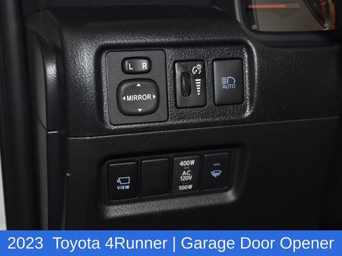 Used 2023 Toyota 4Runner Limited AWD/4WD image 10