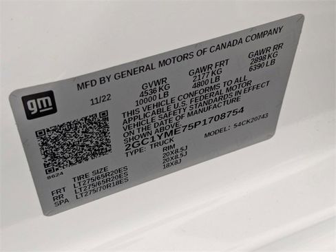 Used 2023 Chevrolet Silverado 2500 Custom w/ Custom Value Package image 32