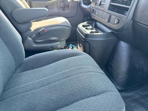 Used 2024 GMC Savana 2500 w/ Driver Convenience Package RWD image 18