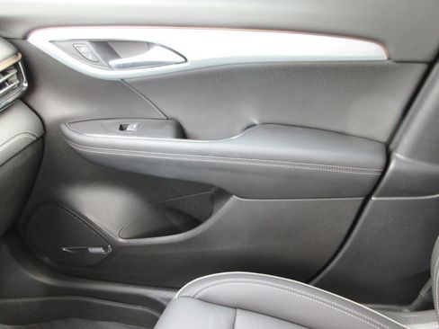 Certified 2026 Buick Envision Avenir AWD/4WD image 36