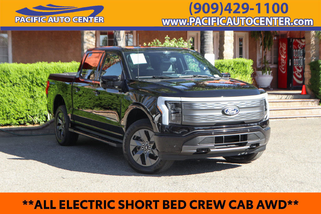 Used 2025 Ford F150 Lightning Lariat AWD/4WD image 1