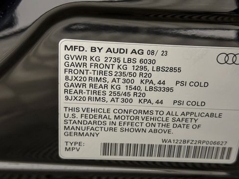Certified 2024 Audi Q4 e-tron Premium image 27