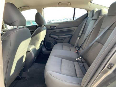 Used 2025 Nissan Altima 2.5 SV image 27