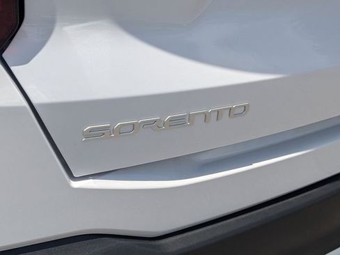 New 2026 Kia Sorento LX FWD image 13