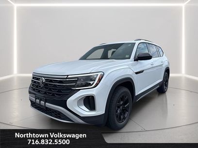 New 2026 Volkswagen Atlas Peak Edition