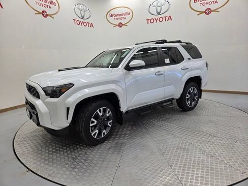 New 2026 Toyota 4Runner TRD Sport Premium AWD/4WD image 2