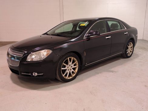Used 2010 Chevrolet Malibu LTZ w/ HFV6 Engine Package image 8