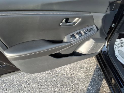 Used 2024 Nissan Sentra S image 9