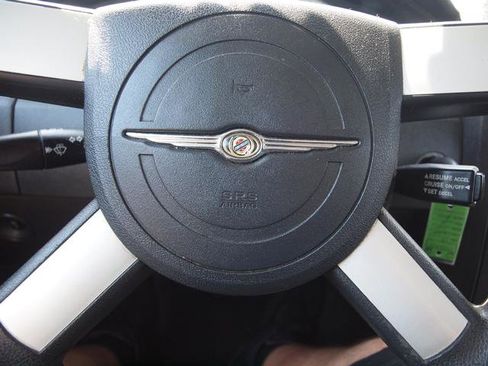 Used 2008 Chrysler 300 LX RWD image 9