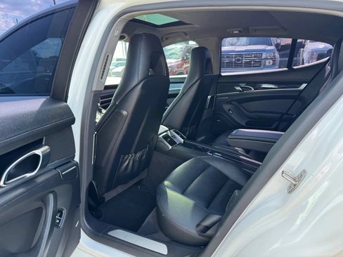 Used 2016 Porsche Panamera AWD/4WD image 7