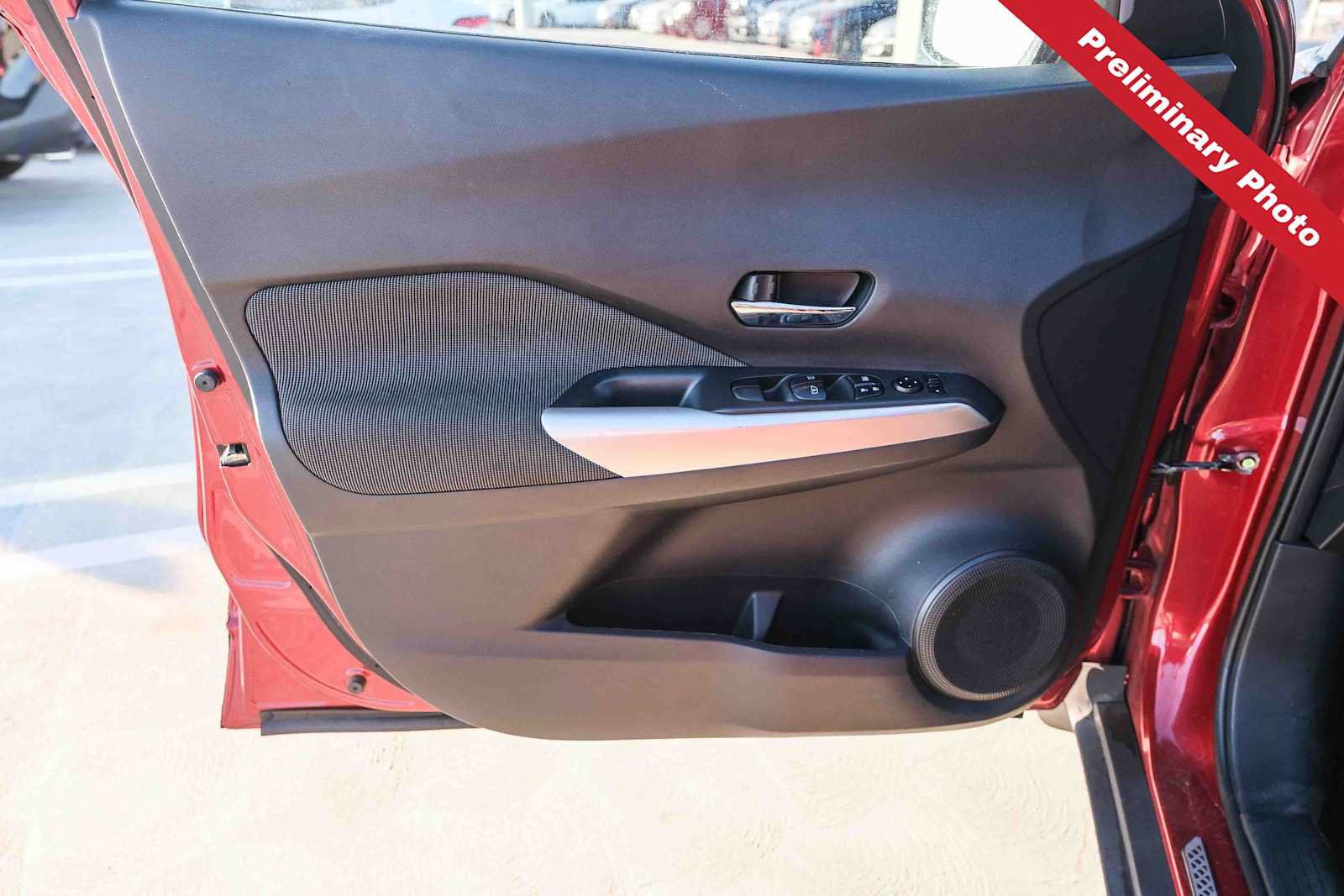 Used 2019 Nissan Kicks SV FWD image 17