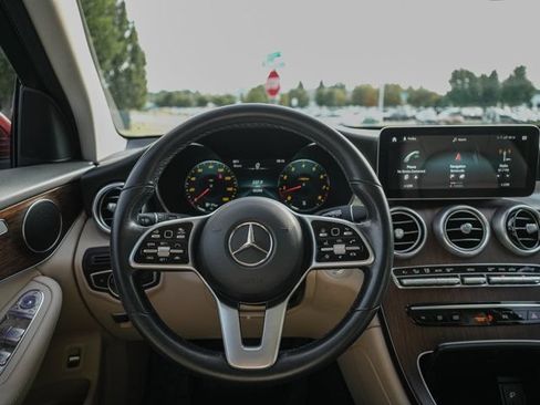 Certified 2022 Mercedes-Benz GLC 300 4MATIC image 17