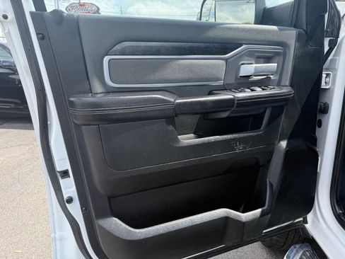 Used 2021 RAM 2500 Big Horn AWD/4WD image 9