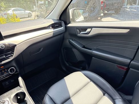 Used 2022 Ford Escape SEL AWD/4WD image 19
