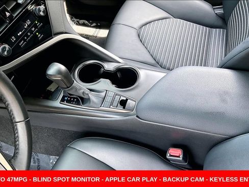 Used 2023 Toyota Camry SE w/ Convenience Package FWD image 18