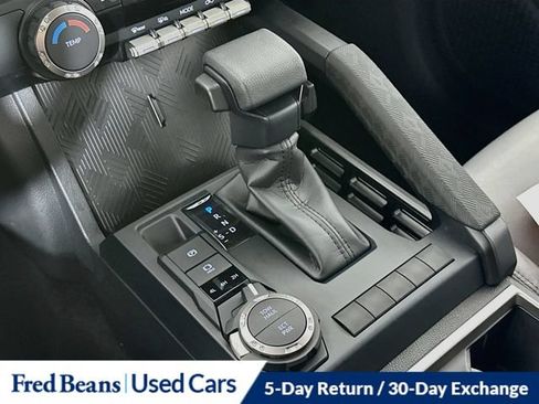 Used 2025 Toyota Tacoma SR5 AWD/4WD image 24
