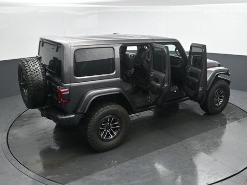 Used 2025 Jeep Wrangler Unlimited Rubicon image 56