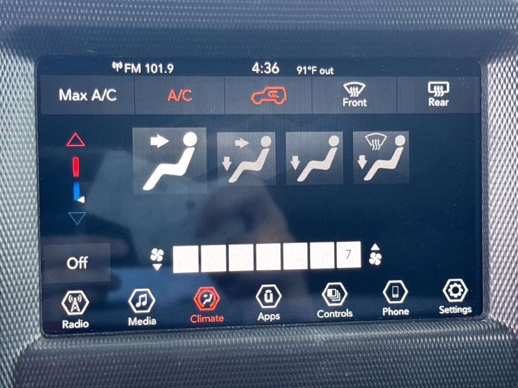 Used 2023 Jeep Wrangler Unlimited Sport AWD/4WD image 38