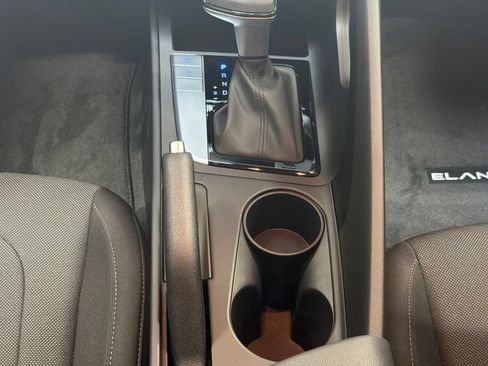 New 2026 Hyundai Elantra SE FWD image 16