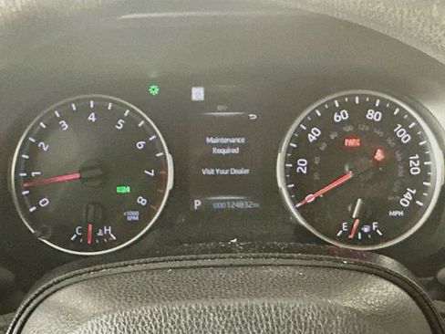 Used 2020 Toyota RAV4 XLE FWD image 2