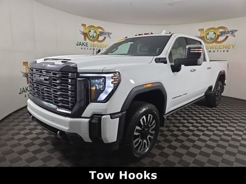 Used 2024 GMC Sierra 2500 Denali Ultimate w/ LPO, GMC Protection Package image 4