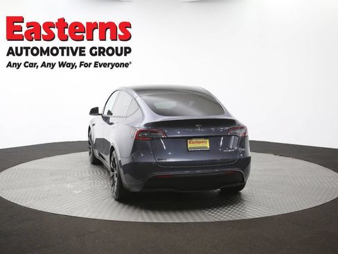 Used 2022 Tesla Model Y Performance AWD/4WD image 32