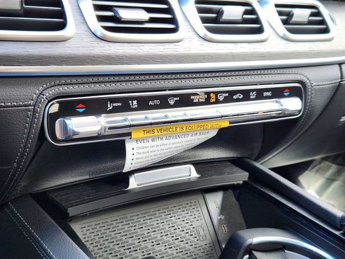 New 2026 Mercedes-Benz GLE 450 4MATIC Coupe image 19