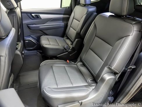 New 2026 Buick Enclave Preferred w/ LPO, Floor Liner Package image 9