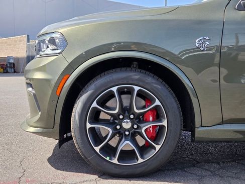 New 2026 Dodge Durango SRT Hellcat w/ Trailer Tow Group IV AWD/4WD image 5