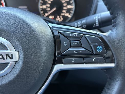 Used 2019 Nissan Altima 2.5 SV image 11