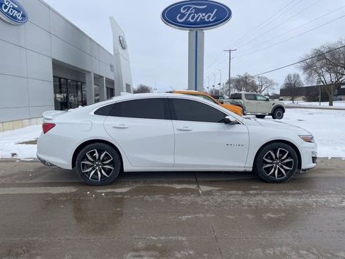 Used 2023 Chevrolet Malibu RS image 16