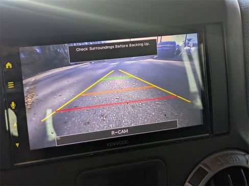 Used 2017 Jeep Wrangler Unlimited Sport w/ Trailer Tow Group image 20