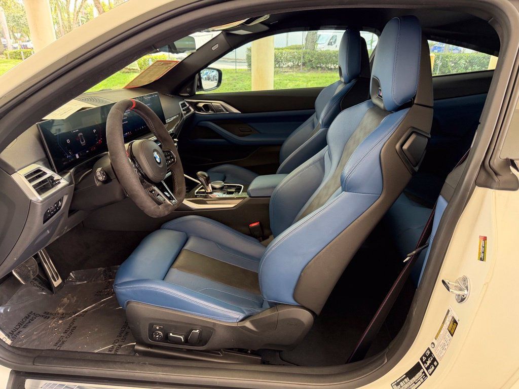 Used 2025 BMW M4 xDrive Competition w/ Executive Package AWD/4WD image 6
