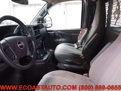 Used 2017 GMC Savana 2500 image 10