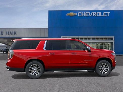 New 2026 Chevrolet Suburban Premier w/ Sun And Tow Package AWD/4WD image 5