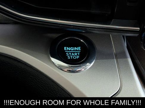 Used 2022 Ford Explorer XLT w/ Equipment Group 202A image 26