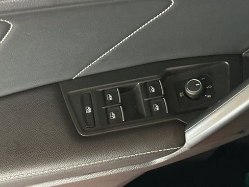 Certified 2024 Volkswagen Tiguan SE R-Line image 14