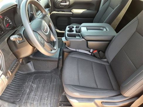 New 2024 GMC Sierra 2500 Pro w/ Convenience Package image 9