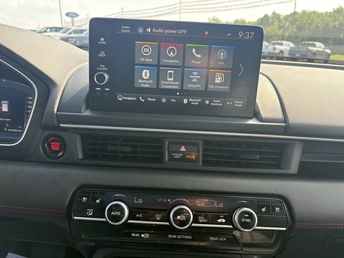 Used 2025 Honda Pilot Black Edition image 27