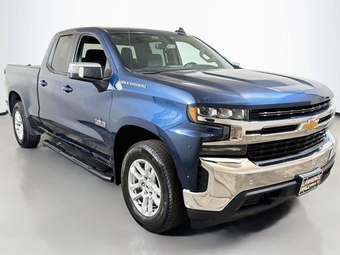 Used 2019 Chevrolet Silverado 1500 LT w/ Texas Edition RWD image 3