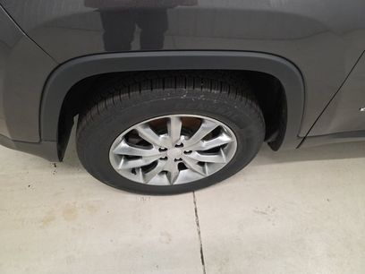 Used 2018 Jeep Cherokee Limited