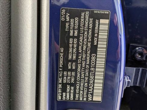 New 2026 Porsche Macan image 28