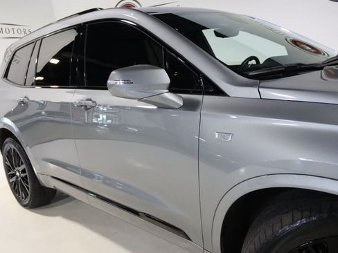 Used 2024 Cadillac XT6 Sport w/ Technology Package AWD/4WD image 9