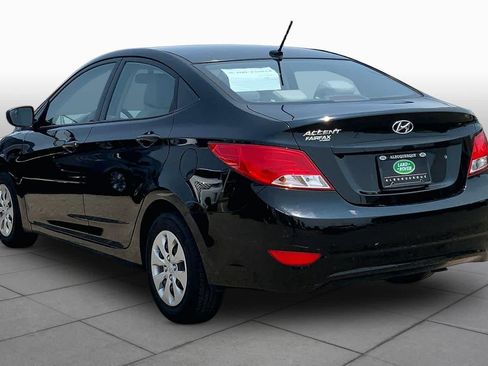 Used 2016 Hyundai Accent SE w/ Option Group 02 FWD image 10