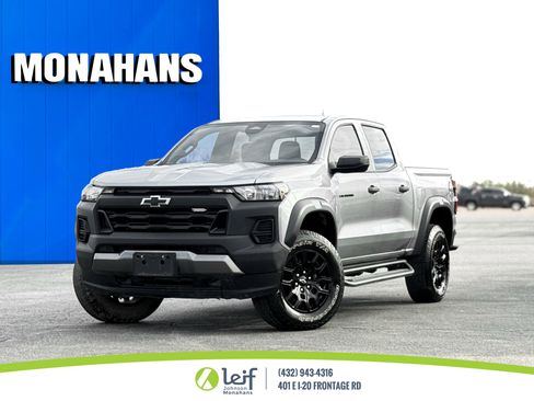 Used 2023 Chevrolet Colorado Trail Boss image 1