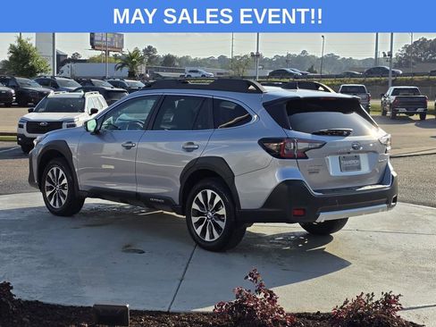 Used 2025 Subaru Outback Limited w/ Popular Package #2 AWD/4WD image 4