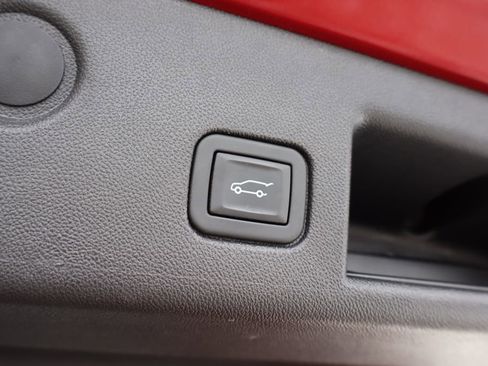 Used 2024 Chevrolet Equinox LT w/ LPO, Floor Liner Package image 31